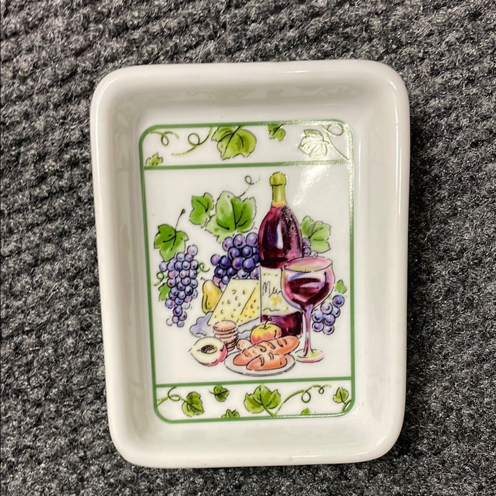 I Godinger & Co. Wine and Cheese Condiment or Cheese Trays Dish Trinket Plate
